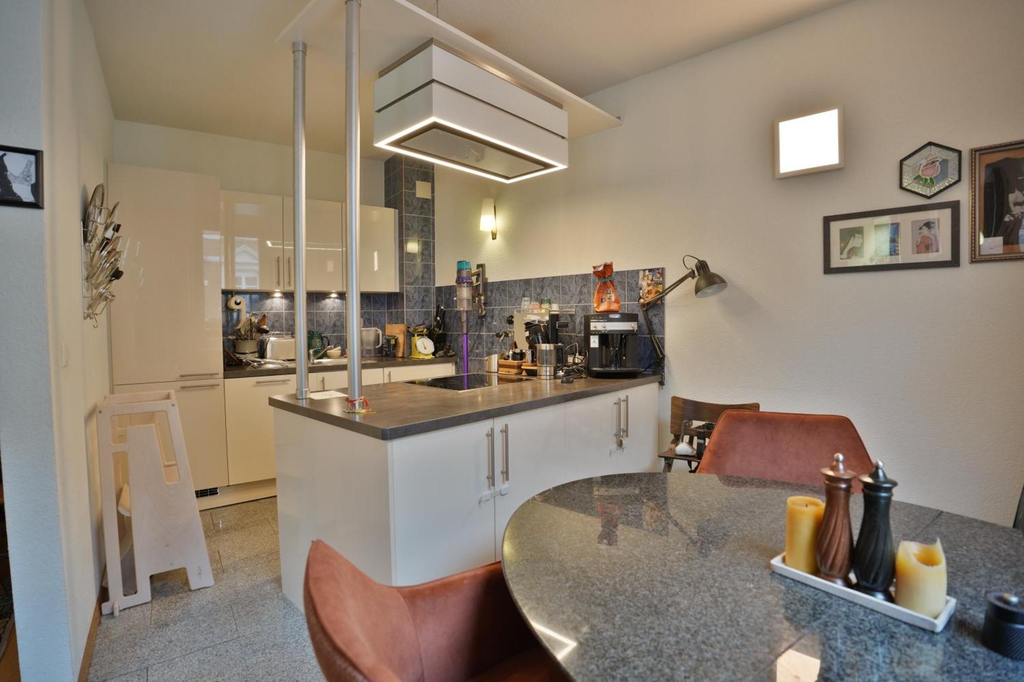 Apartment Artful 3 Bedroom In Center 5 Min By Foot To Esc & Art
