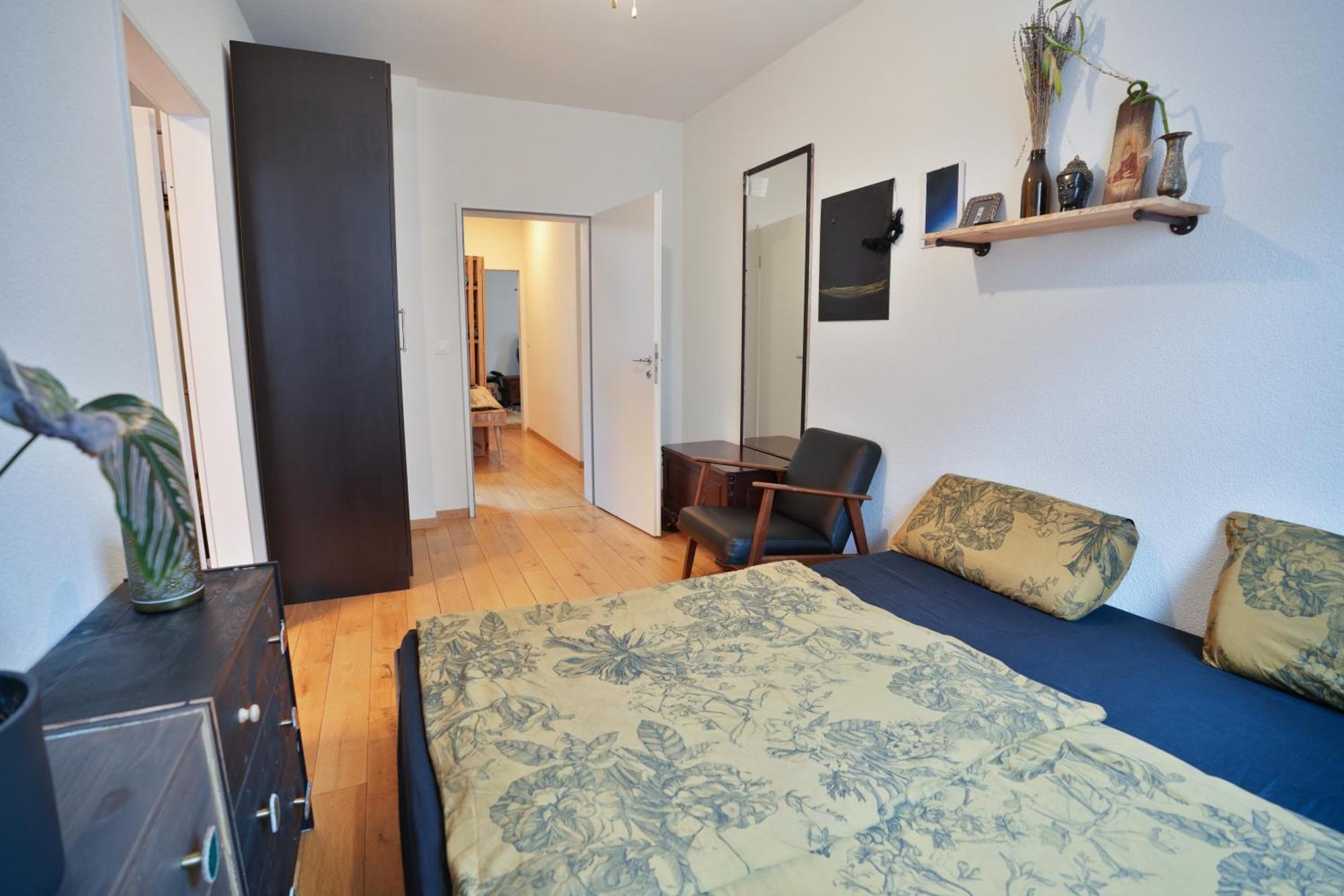 Artful 3 Bedroom In Center 5 Min By Foot To Esc & Art * Basel